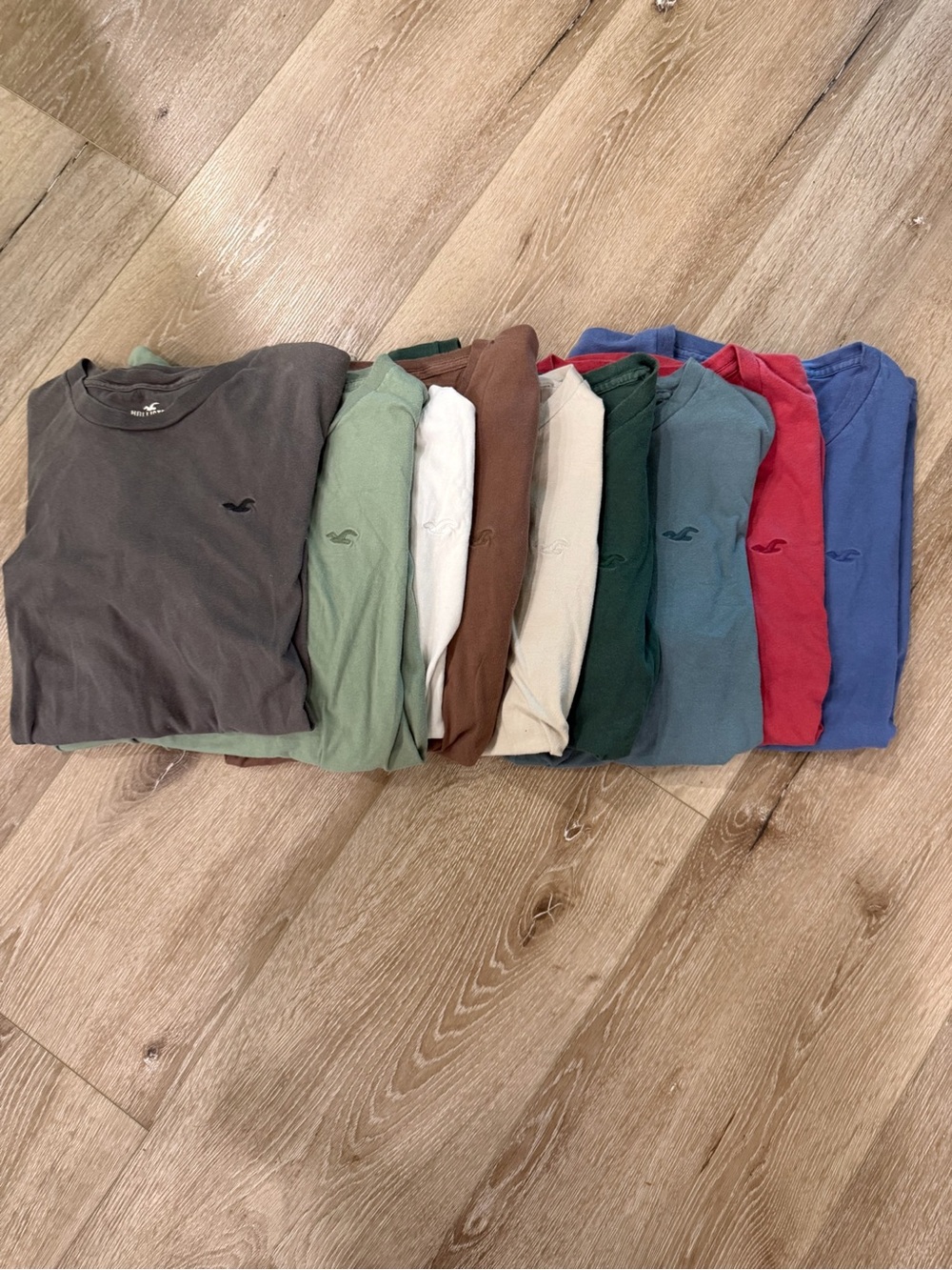 Hollister Men's Classic Crewneck Tee - Assorted Colors